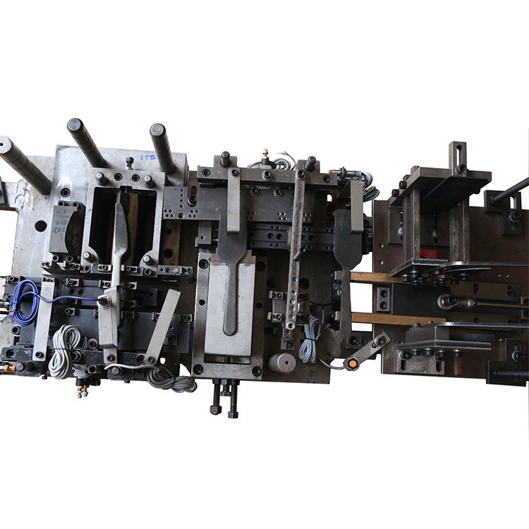 3 in 1 カトラリー Kinfe 製造用供給システム